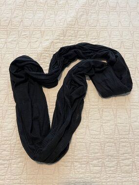 Infinity scarf
